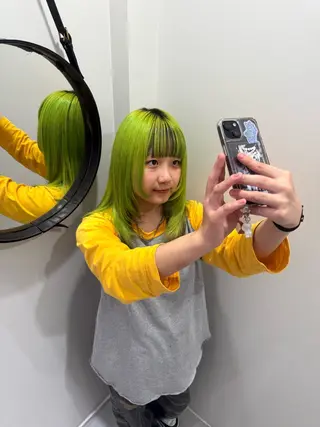ロング 佐川 雪月のヘアスタイル