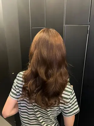 カラー RUA 🪽🤍のヘアスタイル