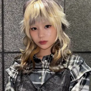 ミディアム カラー ハイトーン/レイヤー KYOKA🩶のヘアスタイル