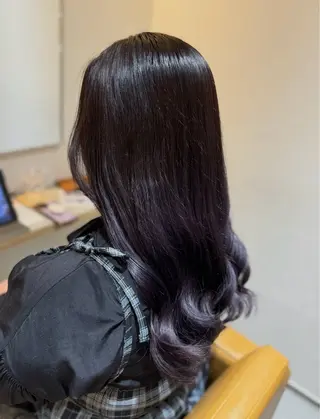ロング カラー 中山 涼華のヘアスタイル