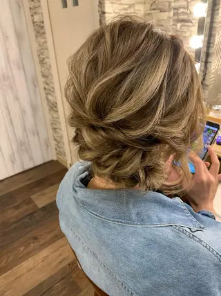 ミディアム ヘアアレンジ hair make  Lucciのヘアスタイル
