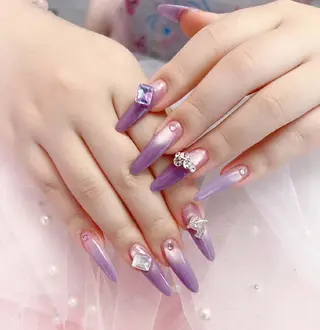 ネイル ネイルサロンred veil所属・RiRi  ネイルサロンのネイルデザイン