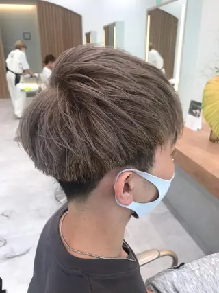 カラー メンズ 木野田 萌のヘアスタイル
