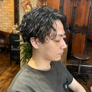 ショート パーマ メンズ ツイスパ/メンズ特化 🦋𝑺𝑶𝑵𝑬の眉毛・アイブロウイメージ