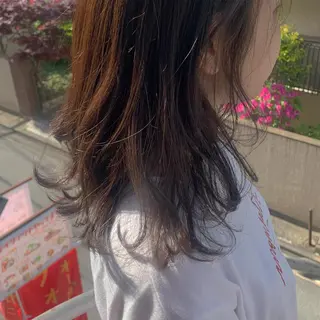 セミロング MARU レイヤー/パーマのヘアスタイル