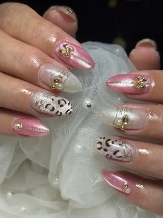 ネイル ✴︎ Delightのネイルデザイン