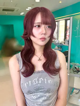 ミディアム Misaki/ レイヤー/ウルフのヘアスタイル