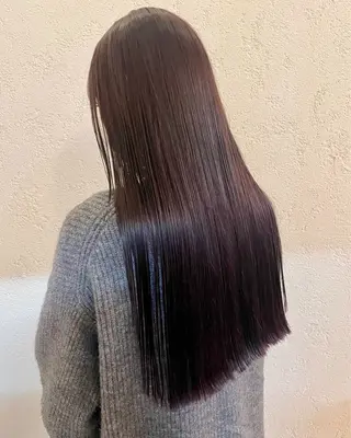 ロング カラー 村岡 彩優のヘアスタイル