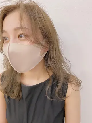 ロング カラー 顔周りレイヤー/韓国 ブリーチminamiのヘアスタイル