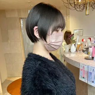 ショート 縮毛矯正・暗髪 ・ショート　橋本🐶のヘアスタイル