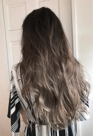 ロング カラー 【代表】高山 一真のヘアスタイル