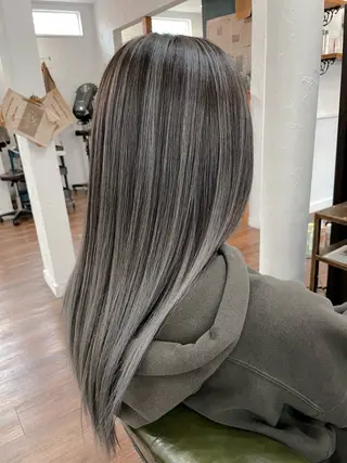 ロング REGISTA hair  works所属・下林 雅明のヘアスタイル