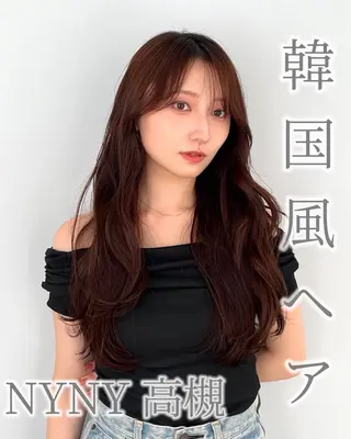 ロング 顔周りレイヤーカット 透明感カラー達冨のヘアスタイル