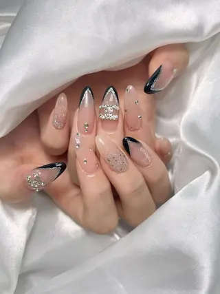 ネイル LEELA NAIL STUDIO所属・LEELA NAIL STUDIOのネイルデザイン