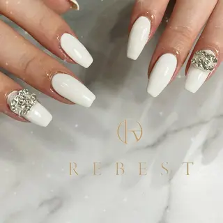 ネイル ❤️💛REBEST 付け放題Nailのネイルデザイン