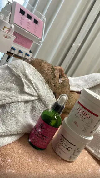 B.glossy所属・ビューティーサロン B.glossyのネイルデザイン