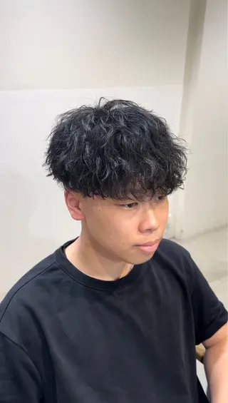 パーマ メンズ GO TO DAY SHAiRE SALON所属・小西 由大のヘアスタイル