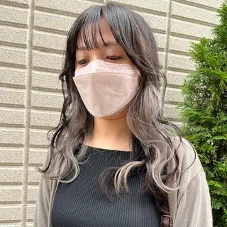 セミロング カラー irwi/イルウィ所属・miku🎀門前仲町 ブリーチ・レイヤーのヘアスタイル