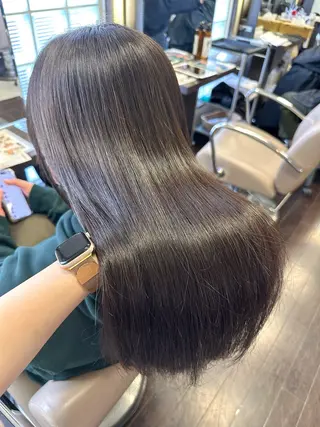 セミロング BRANCHÉ小牧/ 西尾 美月のヘアスタイル