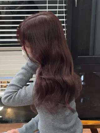 ロング カラー 櫻田 真紀のヘアスタイル