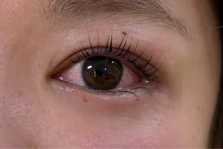 マツエク・マツパ eye lash  Lucia 難波所属・ひらおか ういの眉毛・アイブロウイメージ