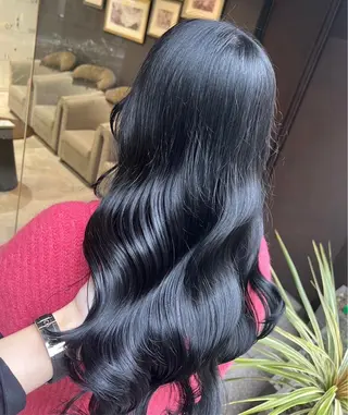 カラー 森 芽吹のヘアスタイル
