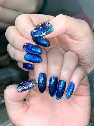 ネイル NES NAIL所属・さゆり￤推しキャラ ￤ロングネイル🩷のネイルデザイン