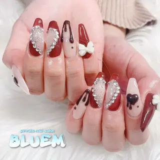 ネイル BLUEM所属・BLUEM さやかのネイルデザイン