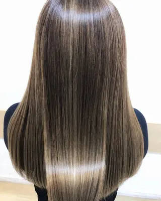 ロング 🪽羽エク/Ash 店長/折目奈央🪽のヘアスタイル