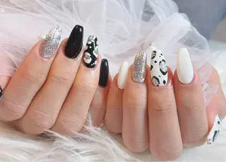 ネイル le'a-レア-【ア イ×ネイル×眉】のネイルデザイン