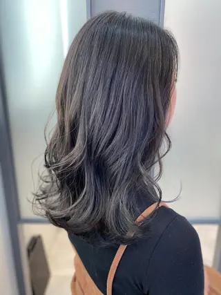 セミロング カラー eclair.髪質改善&トリートメント所属・【艶髪、透明感】西村 有司のヘアスタイル