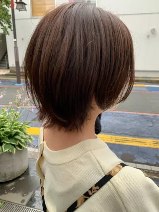 ショート カラー 高松 歩のヘアスタイル