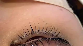 マツエク・マツパ YELLIO所属・YELLIO (エーリオ)のマツエク・マツパデザイン