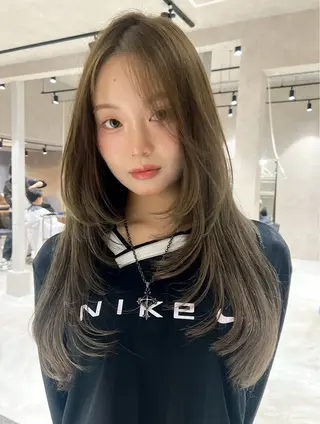 カラー nehus nagaoka所属・🖤複雑履歴ブリーチ Mizuki 🖤のヘアスタイル
