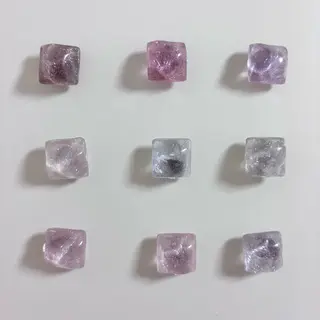 ネイル mimi 高石桃朱のネイルデザイン