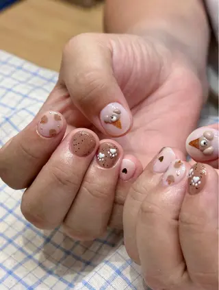 ネイル minimus._.nails(votre salon)所属・Kyu Yui(🇹🇼)のネイルデザイン
