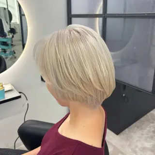 ショート カラー Ren. 🦋デザインカラーのヘアスタイル