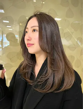 セミロング カラー 透明感カラー/ イルミナカラーヒロキのヘアスタイル
