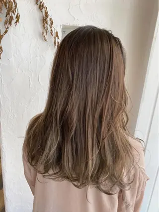 セミロング カラー 美容室 ソンリエのヘアスタイル