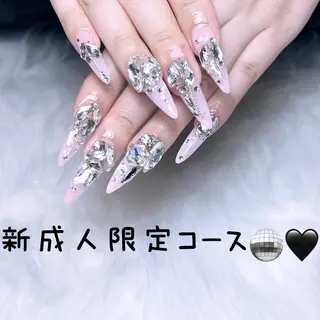 ネイル byeol  nail (ビョルネイル)所属・🌧byeol nail🤍のネイルデザイン