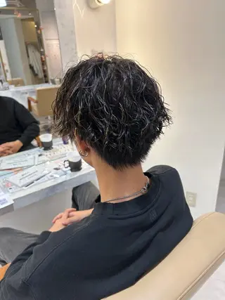 パーマ メンズ ヘアーメイクウィル野田阪神店所属・Yuu/髪質改善 デザインカラーのヘアスタイル