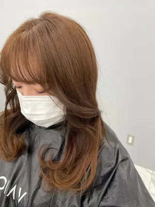 セミロング カラー 最高級髪質改善 🦄ブリーチYUGOのヘアスタイル