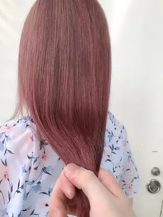 ロング カラー 韓国🇰🇷レイヤー 映える顔周り🩷のヘアスタイル