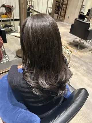 ミディアム 嶋崎 楓也のヘアスタイル