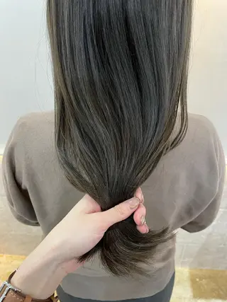 セミロング カラー FERIA  あべの 🌼西口実来🌼のヘアスタイル