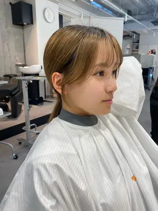 ミディアム sity 紅愛のヘアスタイル