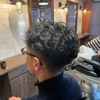 パーマ メンズ 坪田 龍樹のヘアスタイル