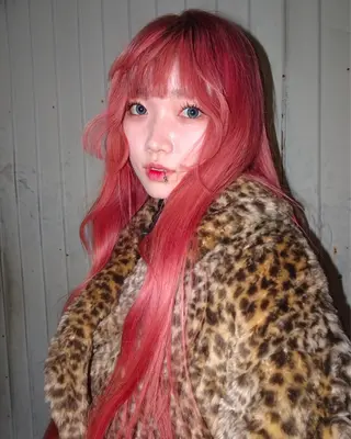 カラー 武石 優愛のヘアスタイル