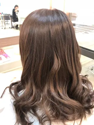 ミディアム カラー 似合わせ／代表 髪質改善/山田将大のヘアスタイル