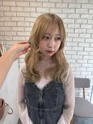 セミロング カラー 阿部 ことみのヘアスタイル